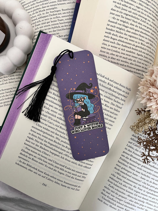 Lesezeichen „Just a Witch Who Loves Books“