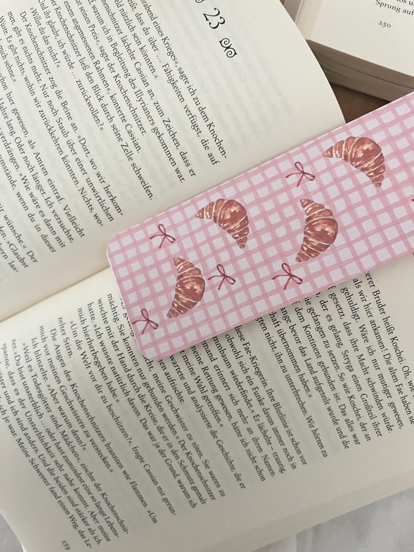 Lesezeichen „Croissant Love“