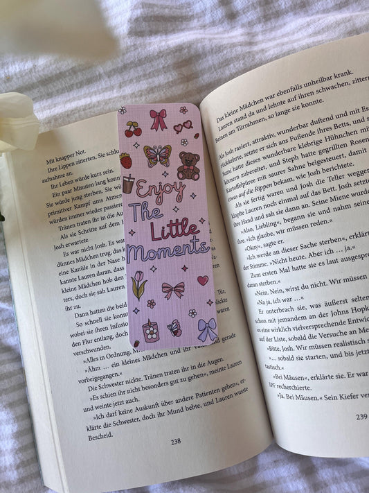 Lesezeichen „Enjoy the little moments“